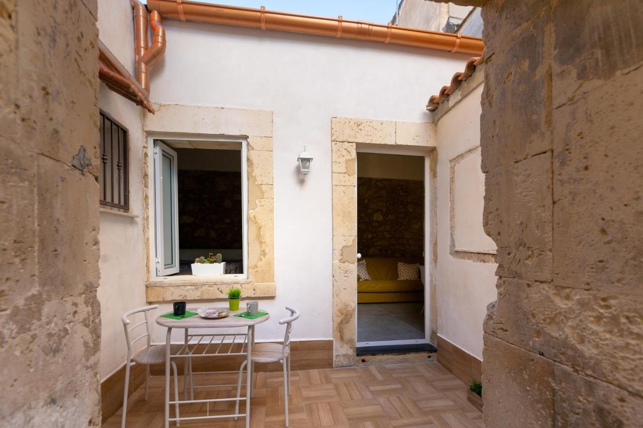 Ma-Ri House Apartment Syracuse Exterior foto